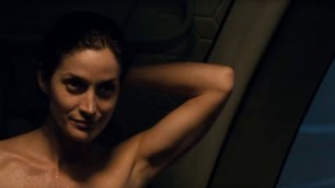 Topless carrie-anne moss Carrie Anne