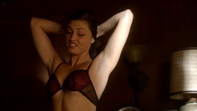 Lovely Phoebe Tonkin sexy The Secret Circle s01e14 2011