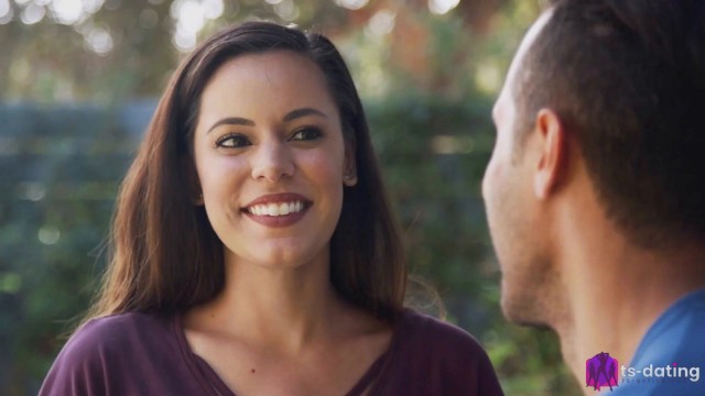 2 Etiquette Basics To Observe When Chatting With A Trans Escort In Paris