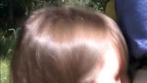 Ung Mamma Som Suger Mig Offentligt Snapping Pussy