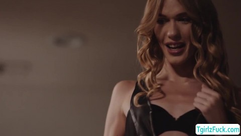 Dante Colle anal barebacks blonde ts Crystal Thayer in hardcore