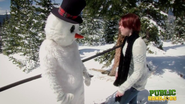 Public Handjobs Brandi de Lafey Strokes A Snowman