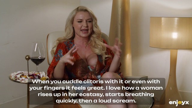 Miss Jackson Enjoys While Gently Licking Mini Vamp's Clitoris Cougar Creampie