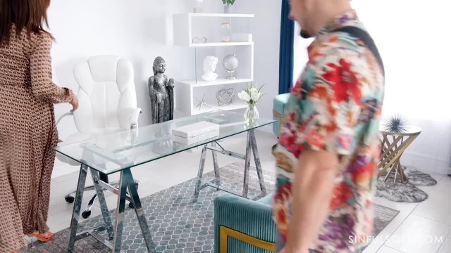 Watch Adorable Cassie Del Isla Teasing And Having Erotic Sex Sigourney Weaver