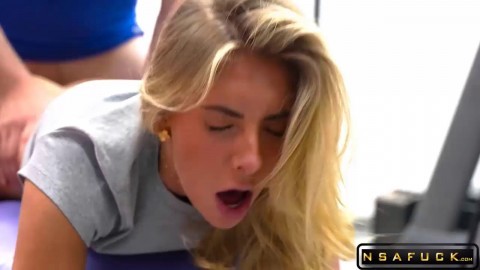 Bonnie Blues Cheating Wife Workout Stretched and Satisfied by Her Perverted PT vol3