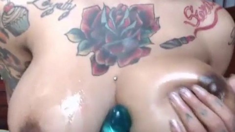 big rear end hood chick with viral