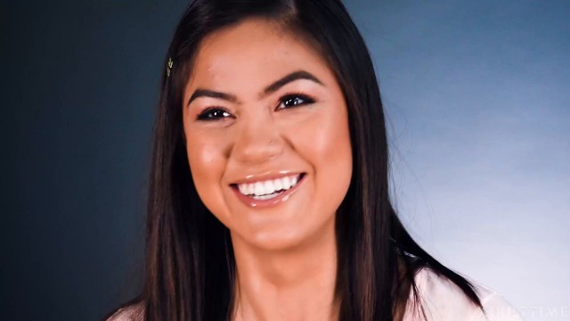 20 Random Questions – Kendra Spade Reveals It All Hot Milfes