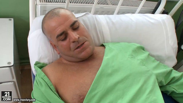 Callthe Nurse Cloe Sleep Porn