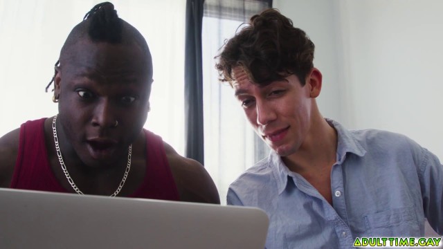 Cristiano is so happy to be included by a cool guy like Harrison Feels