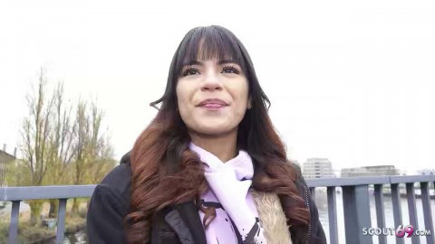 GERMAN-SCOUT-Latina-Michy-Perez-beim-Casting-in-den-Arsch-gefickt.MP4