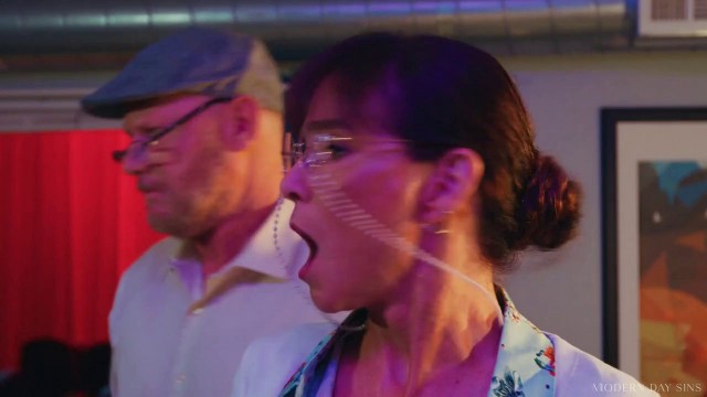 Proud Pervs Let Them Watch Athena Faris Ricky Spanish Lets Suck Dick