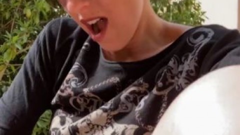 ffentlich vorm wohnhaus unterm rckchen movie