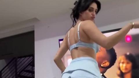 camilla araujo twerking and rubbing adult