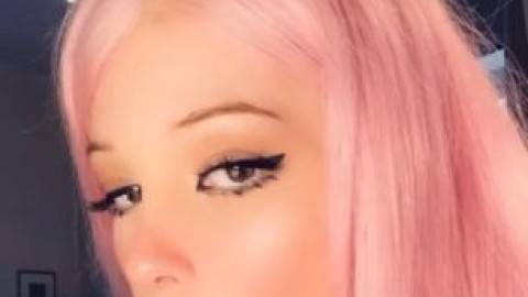 belle delphine sloppy dildo blowjob viral sex