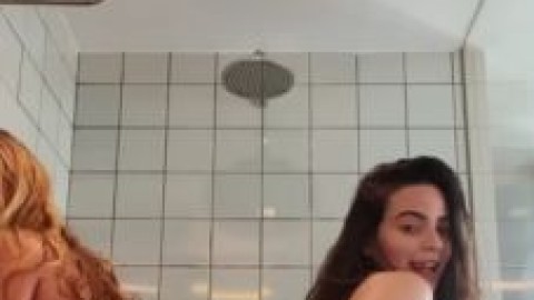 ariana van x nude shower britian