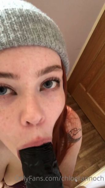 okichloeo deepthroat dildo blowjob xxx