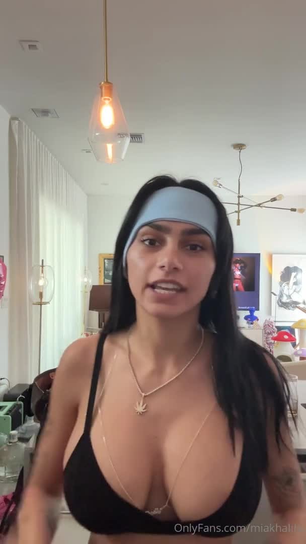 mia khalifa naked morning xvideos