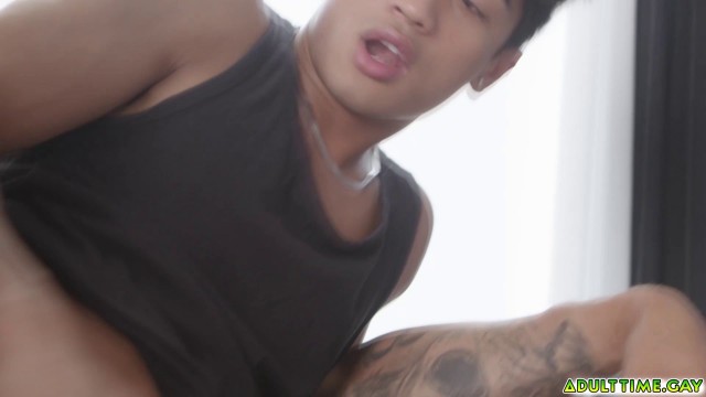 Buddies Axel Green ass fucking his buddy Luca Knight after jerking off