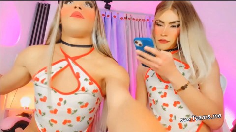 Double Traps Butt-Fucked on Cam