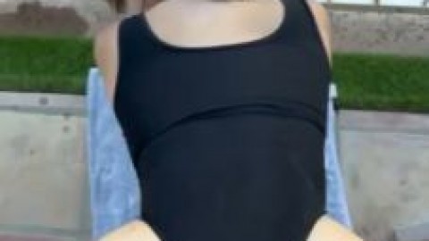 salarrea poolside blowjob doggystyle sex