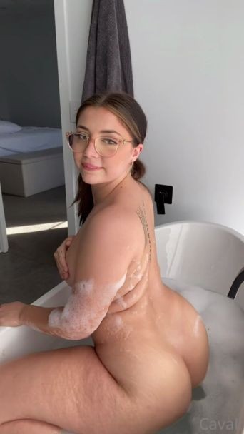 lilith cavaliere butt naked movie