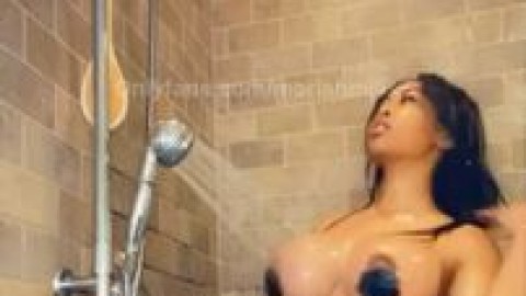 moriah mills onlyfans shower adult