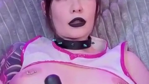 Buzzing Her Juicy Pussy Lips