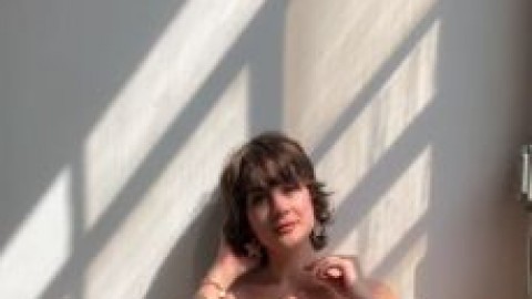 quiet creative asmr posing video