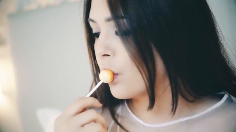 mayer lil nude topless porno