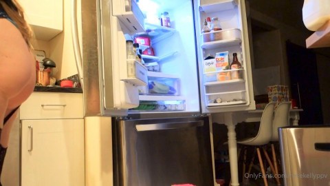 rose kelly ass shaking sexually