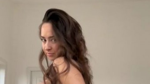cecilia rose bare naked porno