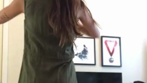 mia khalifa ass teasing best