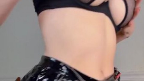 amouranth nude devil slut jerk youpotn