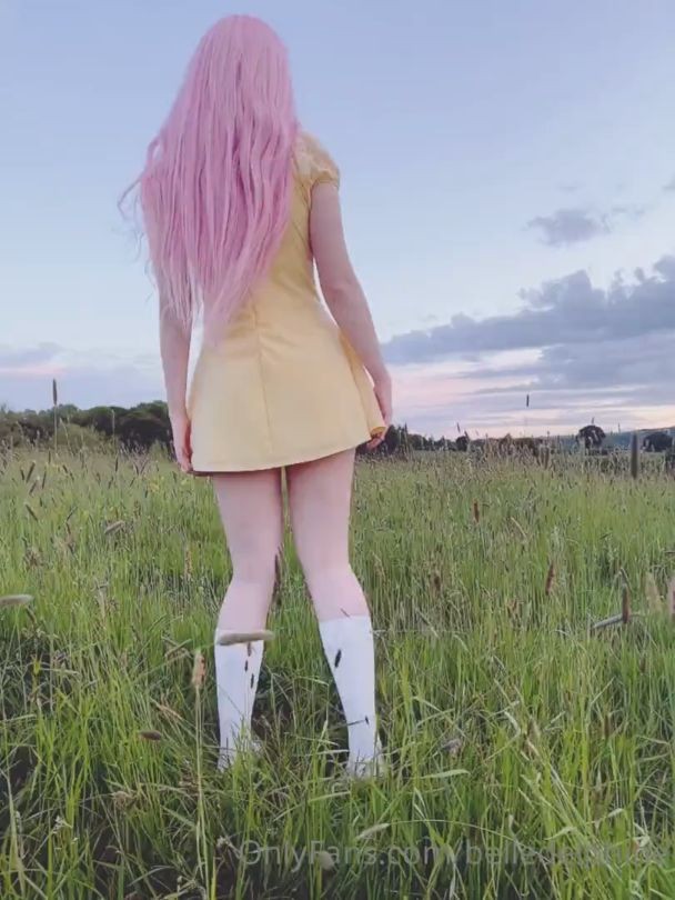 belle delphine naked running outdoor xv videos