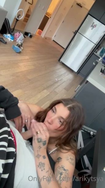 arikytsya sucking her boyfriends dick hd porner