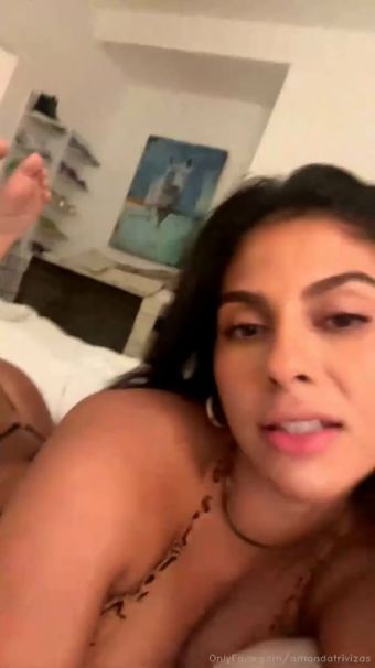 amanda trivizas nip slip june اباحيه