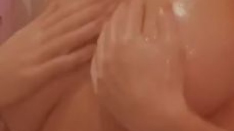 kristen hancher onlyfans nude shower cece rose topless