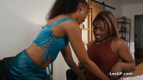 Ebony Couple Swap Turns to a Squirting Foursome