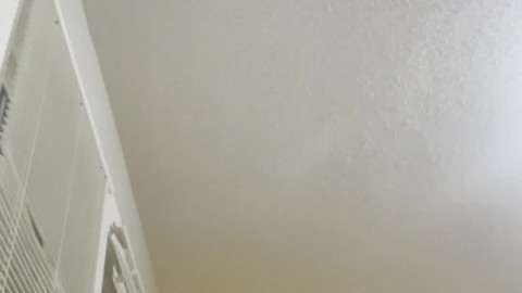 Emo gf sees how long she can twerk her bare ass for