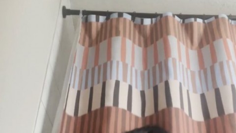 Emo girl twerks with her buttplug and sends proof