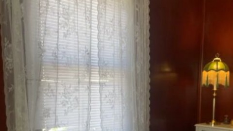 Your goth gf keeps sending you these types of videos
