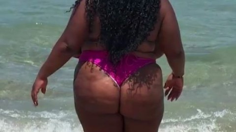 maserati xxx ebony queen in tic toc porn