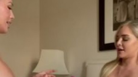 courtney tailor nude lesbian play burmese porn