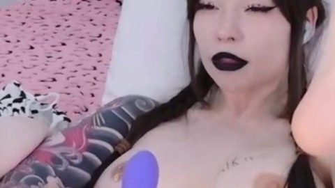 Goth Babe Goes Wild With Double Toys