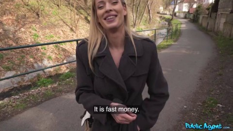 Publicagent Ria Sunn Petite Pussy