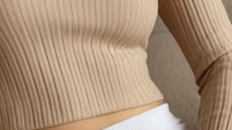I canâ€™t stop rubbing myself through the fabricâ€¦
