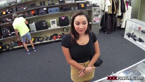 college girl trades in best twitter porn