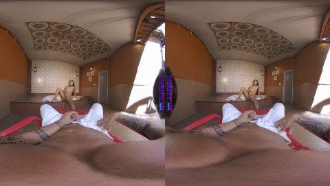 Purityvr Wet Tease With Vitoria Girl Sucks Dick