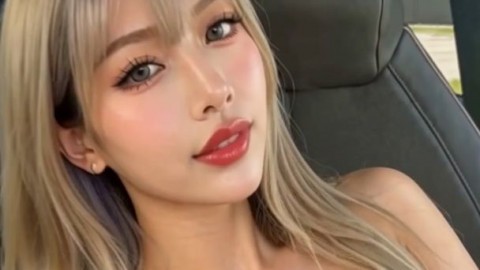 TsLilac Boob Tease In Her Driver Seat