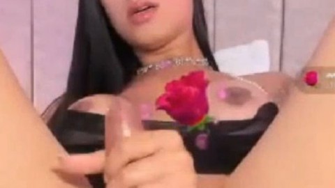 Kylie_sofi Secret Cam Show on Tchats8.com